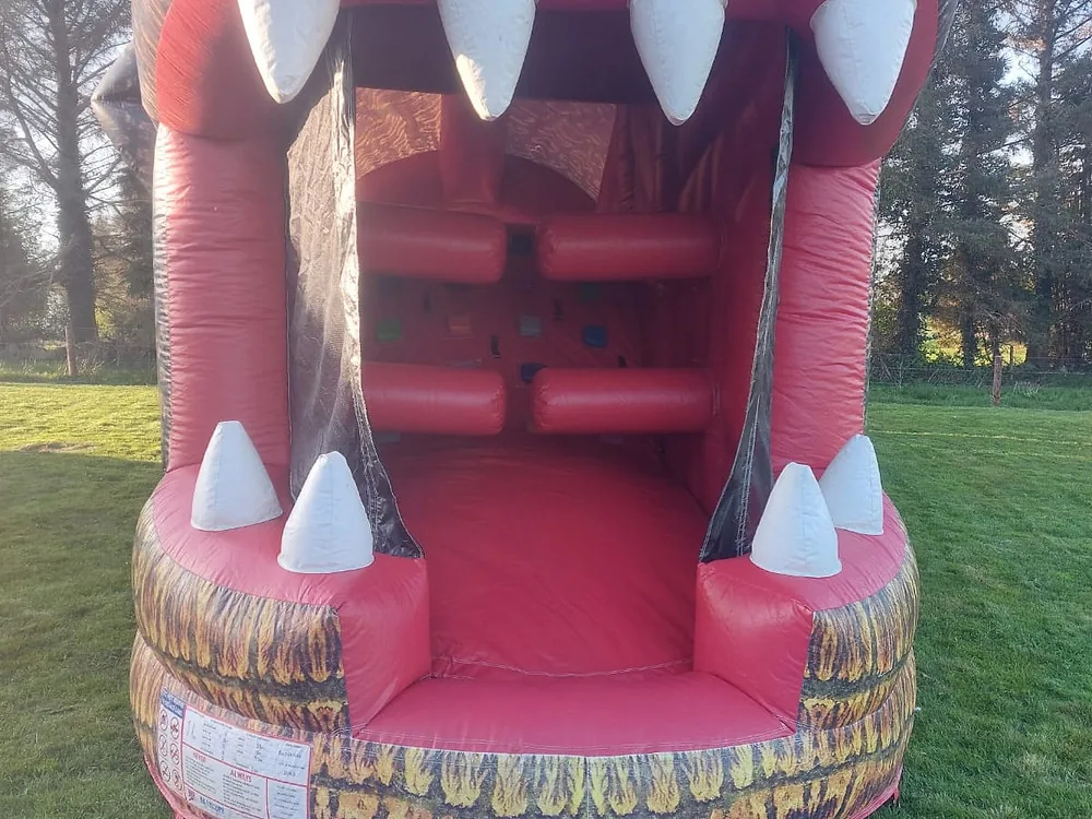 Crocodile Jungle Jaws Obstacle photo 2