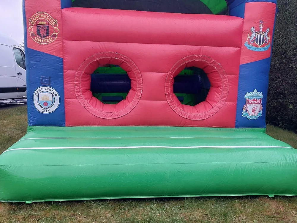 Premier League Obstacle Course photo 2