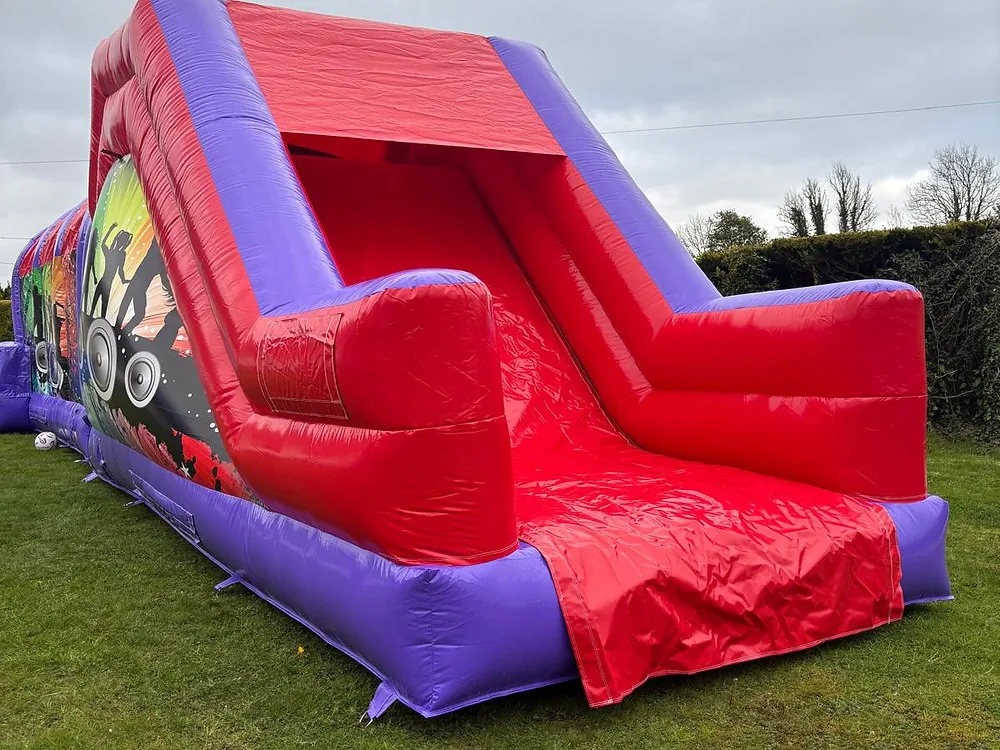 Disco Club Obstacle photo 2